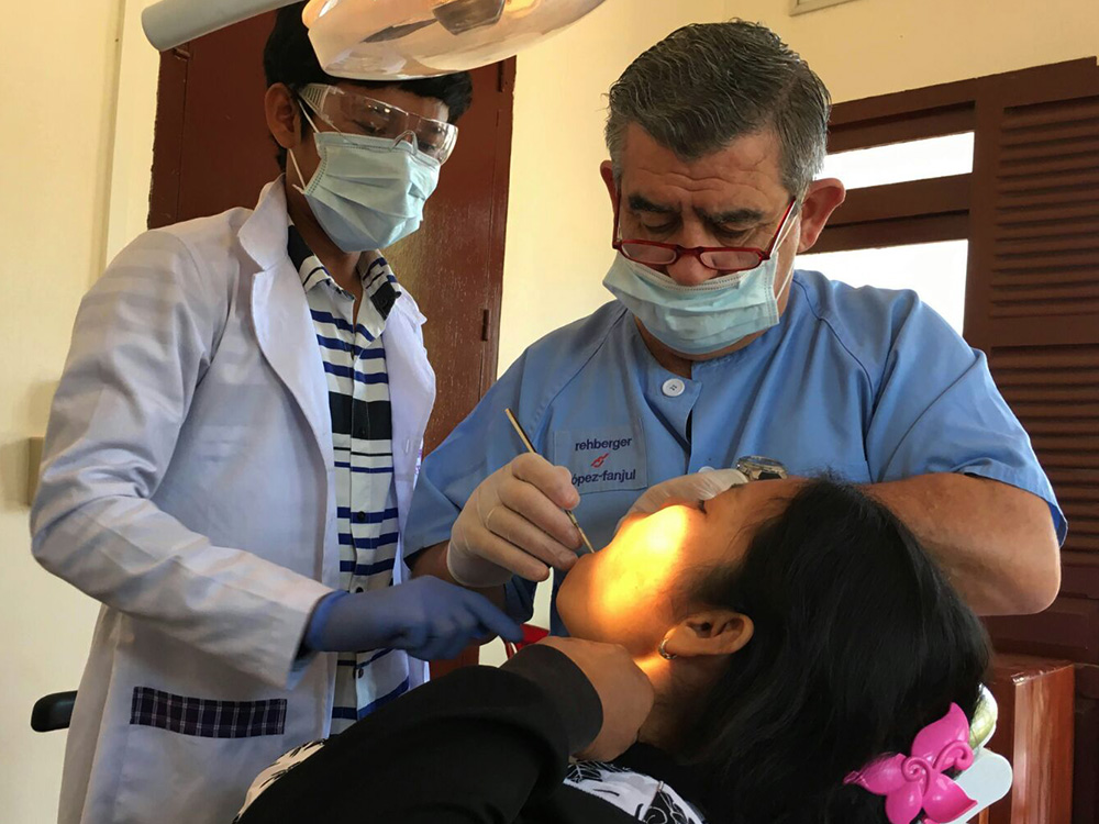 Camboya - Clínica Dental- Rehberger - López-Fanjul