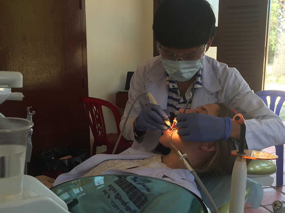 Camboya - Clínica Dental- Rehberger - López-Fanjul