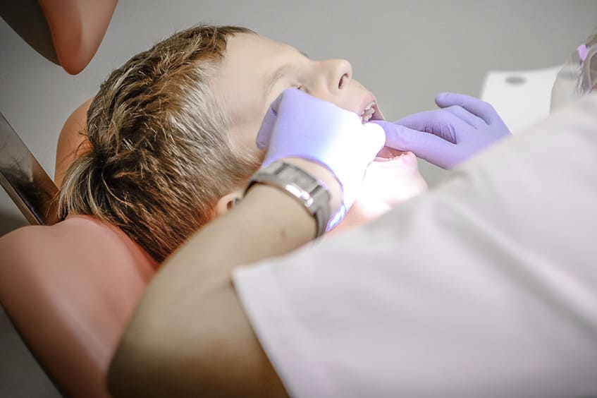 revision-dental-niño-ortodoncista-oviedo-asturias-gijon-dentista