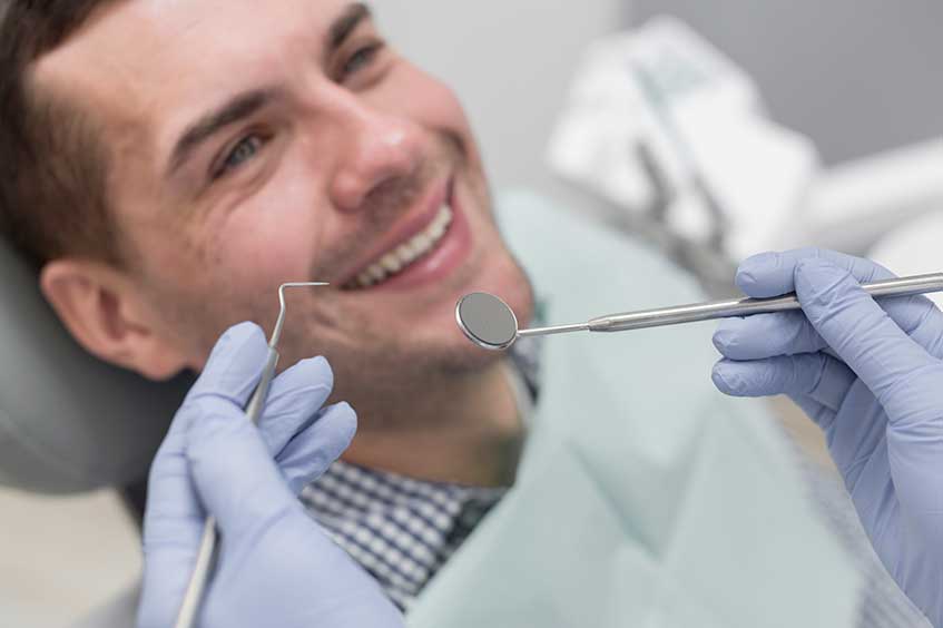 paciente-de-endodoncia-en-la-clinica-dental-asturias